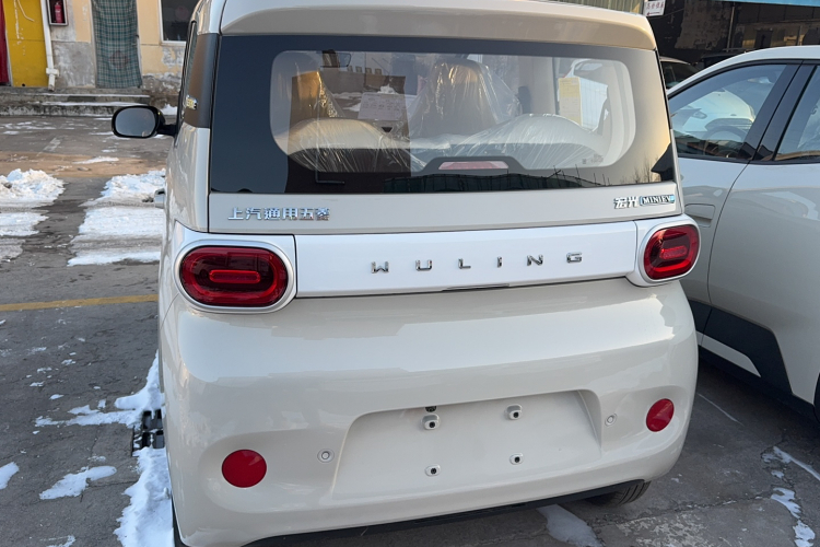 五菱汽车 宏光MINIEV 2024款 第三代 215km 青春版车身外观6003