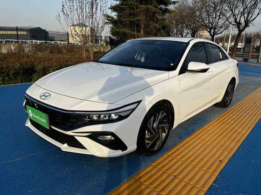 现代 伊兰特 2023款 1.5L CVT GLX精英版(1)