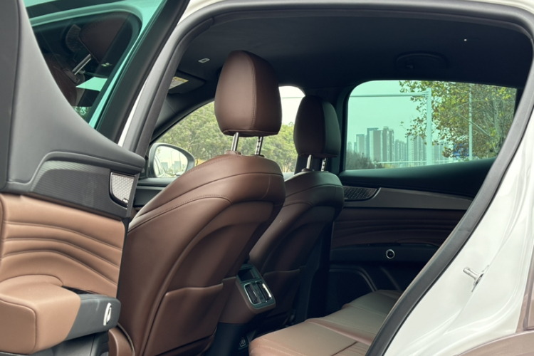 玛莎拉蒂 Grecale格雷嘉 2023款 2.0T GT中控内饰7003