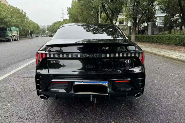 领克03 2025款 1.5TD DCT冠军版Pro车身外观6006