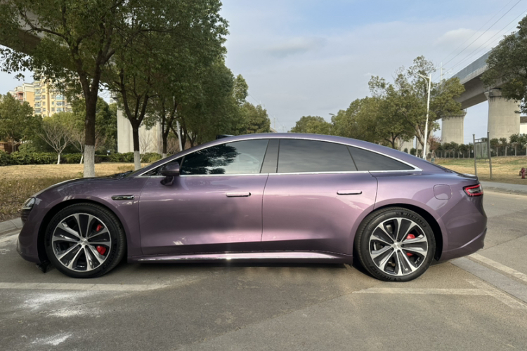 鸿蒙智行 智界S7 2025款 785km Ultra车身外观6007