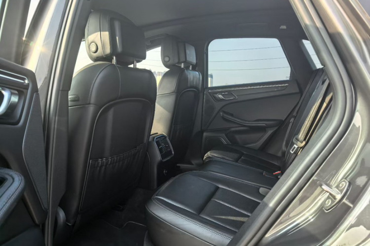 保时捷 2014款 Macan 2.0T中控内饰7003