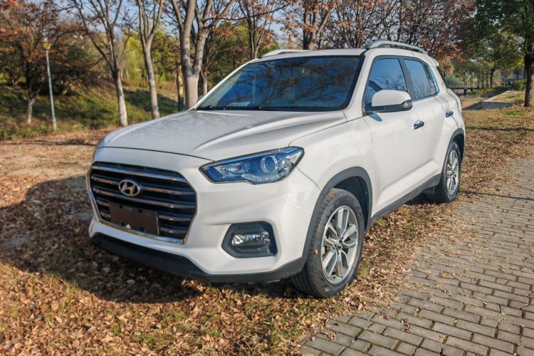 北京现代ix35 2019款 2.0L 自动两驱智勇·畅享版 国VI车身外观1