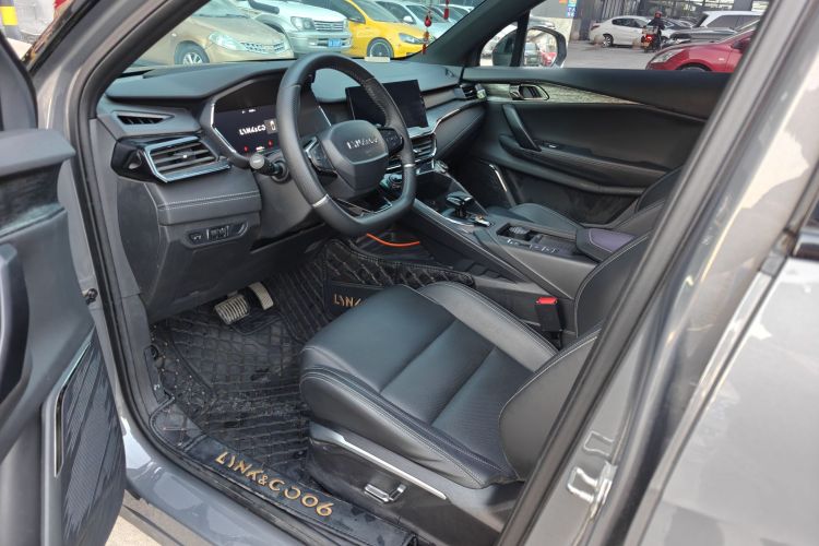 领克06 2020款 1.5T 劲Pro中控内饰7001