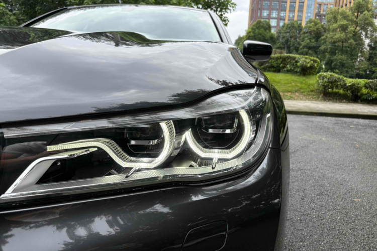 宝马7系 2016款 740Li 领先型局部细节36