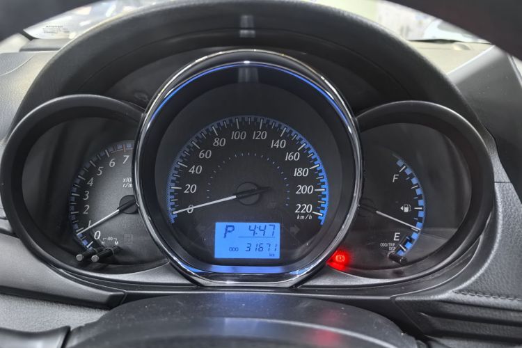 丰田 YARiS L 致炫 2019款 1.5E CVT魅动版 国VI中控内饰15