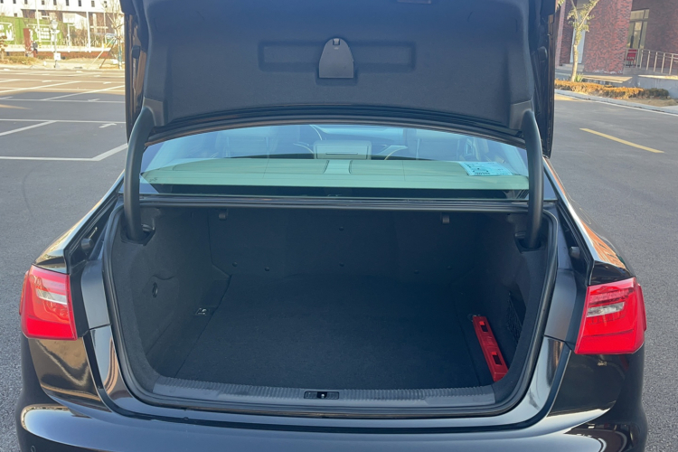 奥迪A6L 2014款 TFSI 标准型局部细节23