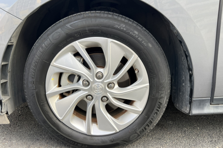 别克 微蓝6 2020款 插电混动 互联时尚型车身外观6003