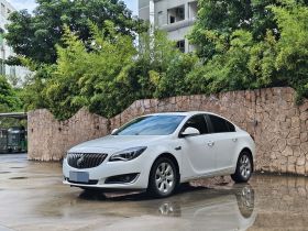 别克 君威 2015款 2.0L 领先时尚型