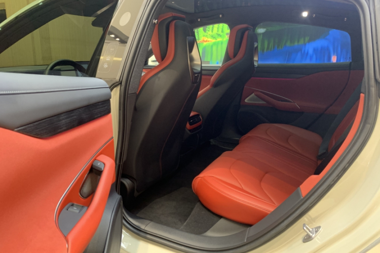 小米汽车 小米SU7 2024款 后驱长续航智驾版中控内饰7004