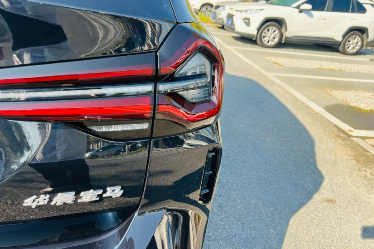 宝马iX3 2022款 改款 创领型车身外观6003