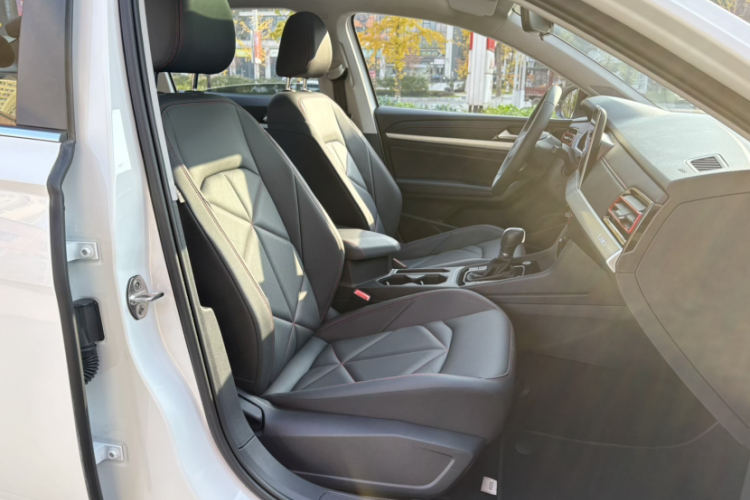 大众 朗逸 2024款 300TSI DSG星空领先版中控内饰7005