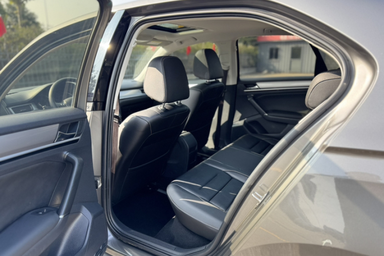 大众 宝来 2018款 1.5L 自动舒适型中控内饰7001