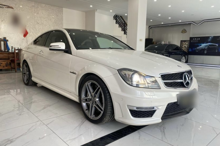 奔驰C级AMG 2012款 AMG C 63 Coupe 动感型车身外观6002