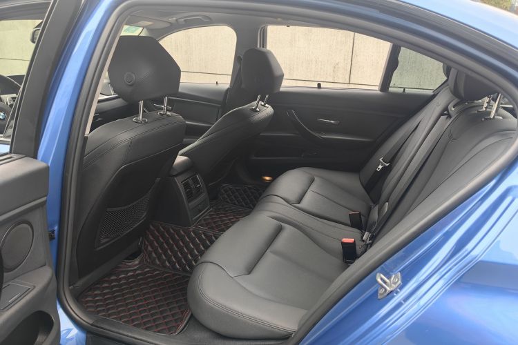 宝马3系 2019款 320Li M运动套装中控内饰7005