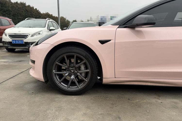 特斯拉 Model 3 2020款 标准续航后驱升级版局部细节9004