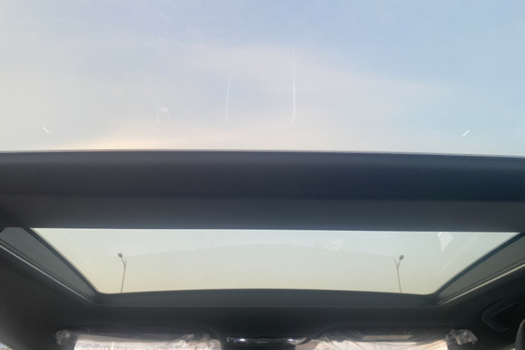 丰田 亚洲龙 2024款 双擎 2.5L XLE尊贵版中控内饰7007