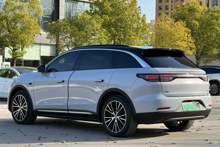 零跑汽车 零跑C11 2026款 纯电 640激光雷达智尊版车身外观6005