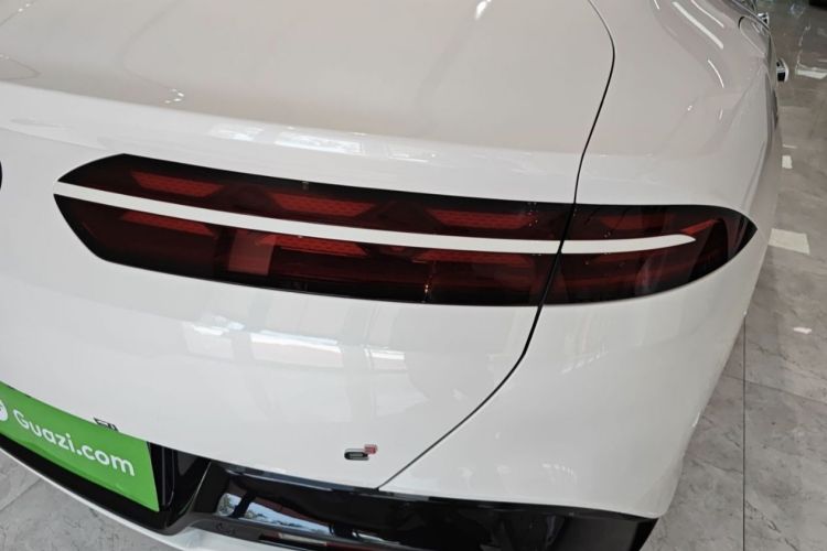 腾势Z9 2024款 1100km 四驱Max版车身外观6008