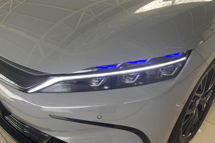 比亚迪 汉 2025款 DM-i 智驾版 125KM精英型局部细节36