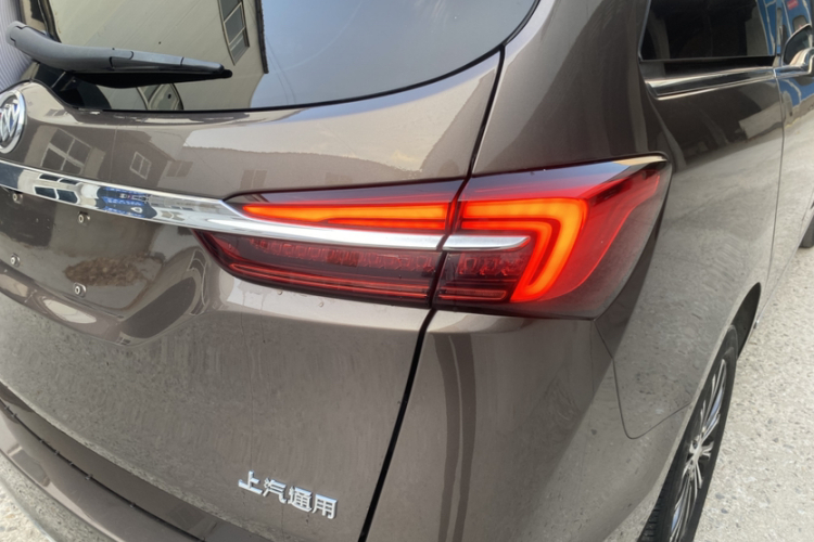 别克GL8 2021款 陆上公务舱 652T 豪华型车身外观6005