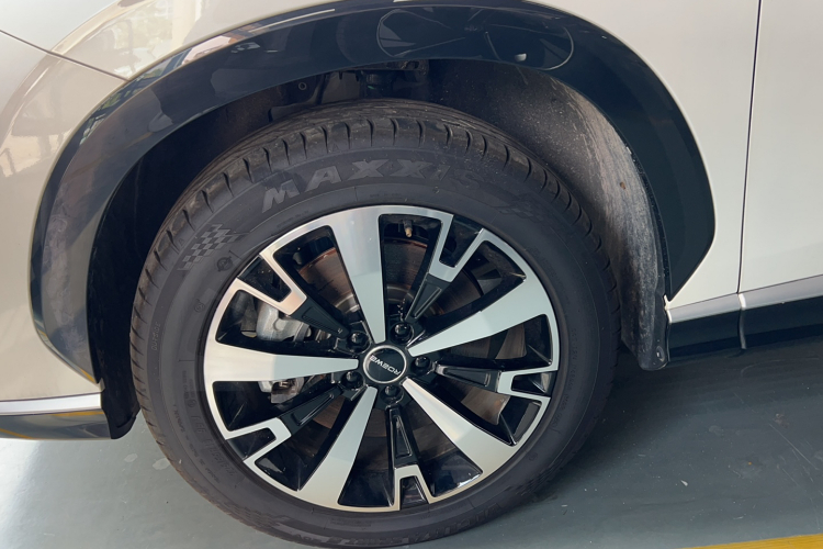 荣威D5X DMH 2024款 135科技版车身外观6008