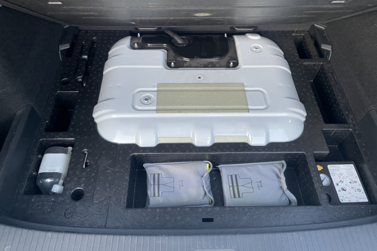 大众 探岳GTE插电混动 2020款 1.4T 豪华型局部细节9011