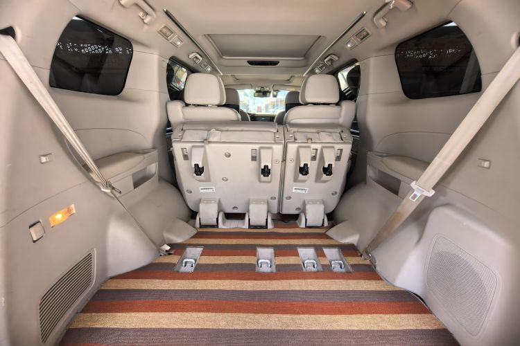 广汽传祺 传祺M8 2018款 320T 旗舰版中控内饰7011