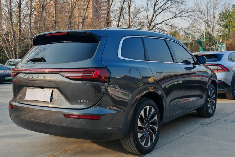 鸿蒙智行 问界M7 2024款 1.5T 后驱Plus版 5座车身外观6002