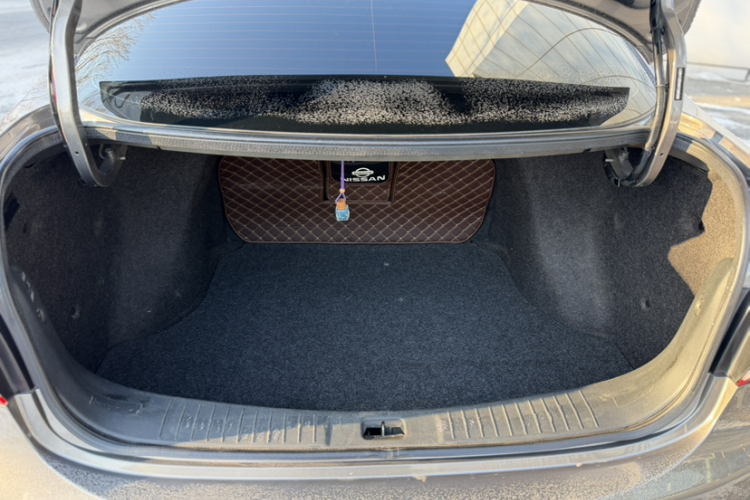 日产 轩逸 2019款 经典 1.6XE+ CVT智联领先版局部细节9008