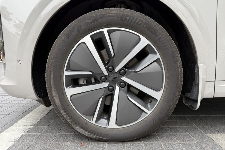 理想汽车 理想L6 2024款 Pro车身外观6006