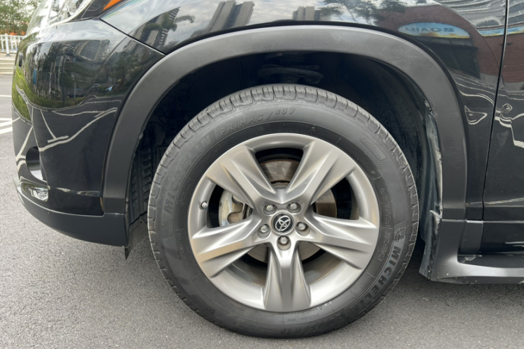 丰田 汉兰达 2020款 2.0T 四驱百万纪念版 7座车身外观6009