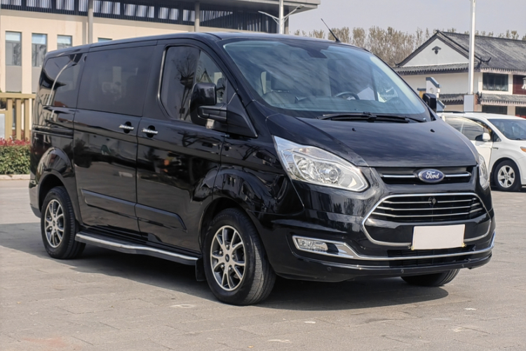 福特 途睿欧 2017款 2.0T 自动精睿版车身外观6004