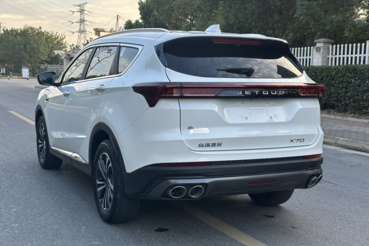 捷途X70 PLUS 2021款 1.6T DCT星 5座车身外观6010