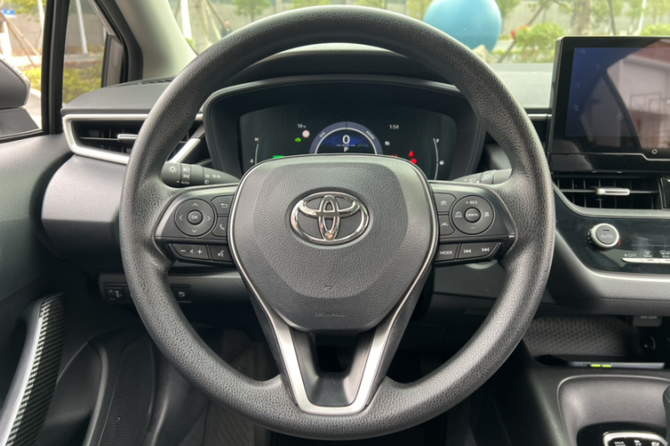 丰田 卡罗拉 2023款 1.8L 智能电混双擎 精英版局部细节13