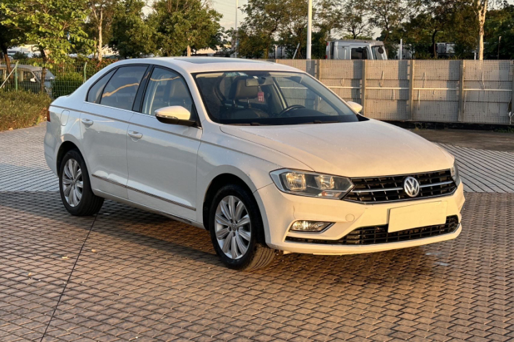 大众 宝来 2017款 1.6L 自动舒适型车身外观6006