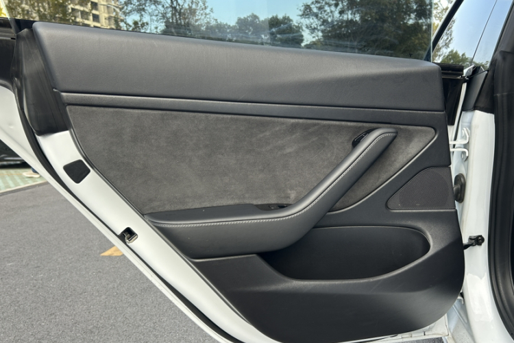 特斯拉 Model 3(进口) 2019款 标准续航后驱升级版(60度)车身外观6013