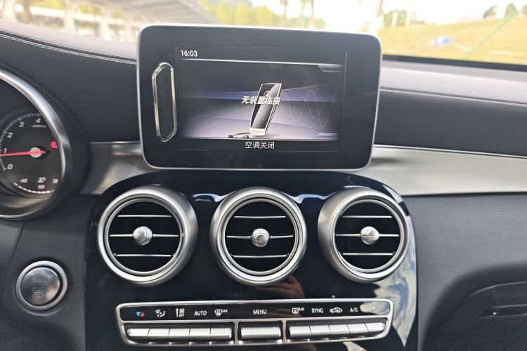 奔驰GLC 2019款 GLC 200 L 4MATIC局部细节16