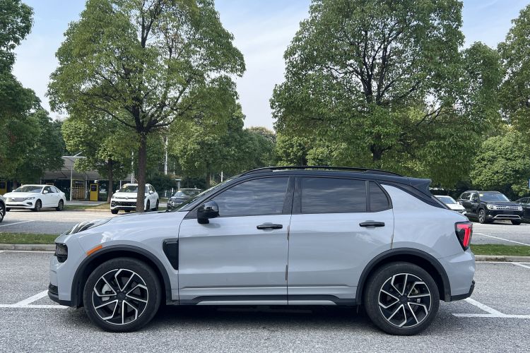 领克01 EM-P 2023款 1.5TD EM-P PM车身外观6003