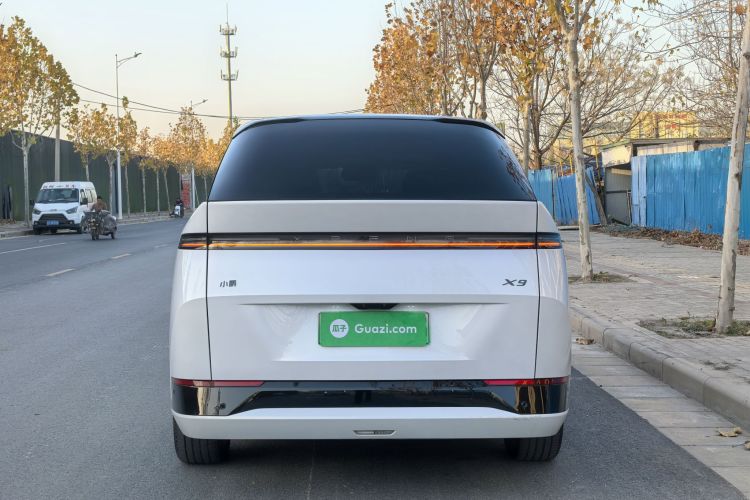 小鹏X9 2025款 740超长续航 Max车身外观6005