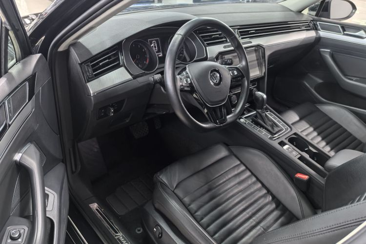 大众 迈腾 2018款 330TSI DSG 领先型中控内饰7007