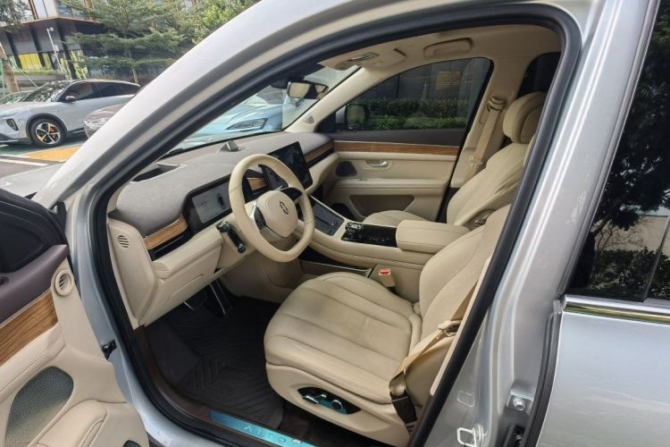 鸿蒙智行 问界M7 2024款 1.5T 智驾后驱Max版 5座中控内饰7004