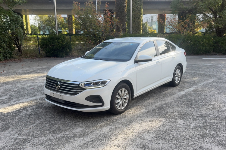 大众 朗逸 2023款 1.5L 自动得逸版车身外观1