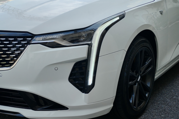 凯迪拉克CT4 2022款 28T 豪华型车身外观6011