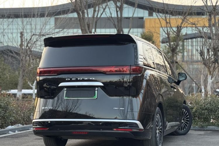 腾势D9 2022款 DM-i 970 四驱旗舰型车身外观6005