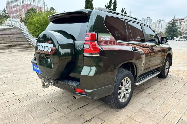 丰田 普拉多 2019款 3.5L 自动TX-L尊享版后挂备胎车身外观6005