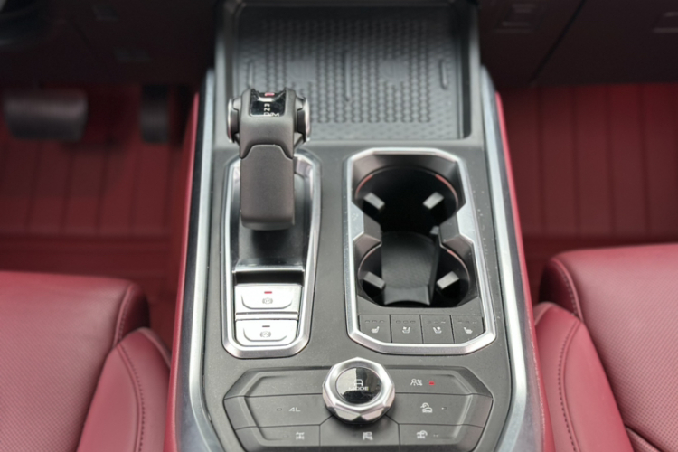 坦克400新能源 2024款 Hi4-T 越野版局部细节18