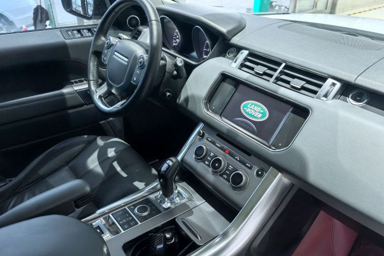 路虎 揽胜运动版 2014款 3.0 SC V6 HSE局部细节18