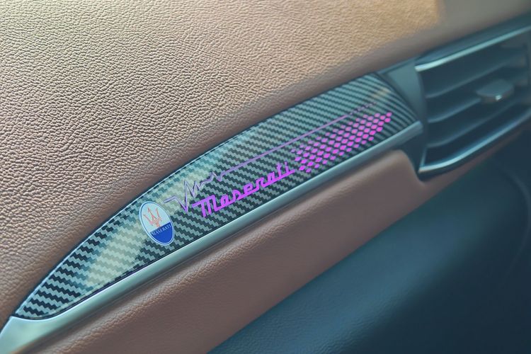 玛莎拉蒂 Levante 2018款 3.0T 标准版中控内饰7008