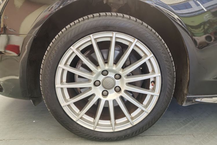 奥迪A4L 2012款 2.0 TFSI 自动运动型车身外观6004